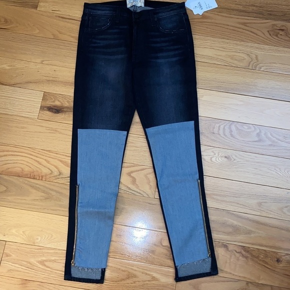 NWT Sandrine Rose Mixed Denim Zipper Jeans, size 27 - Picture 3 of 9